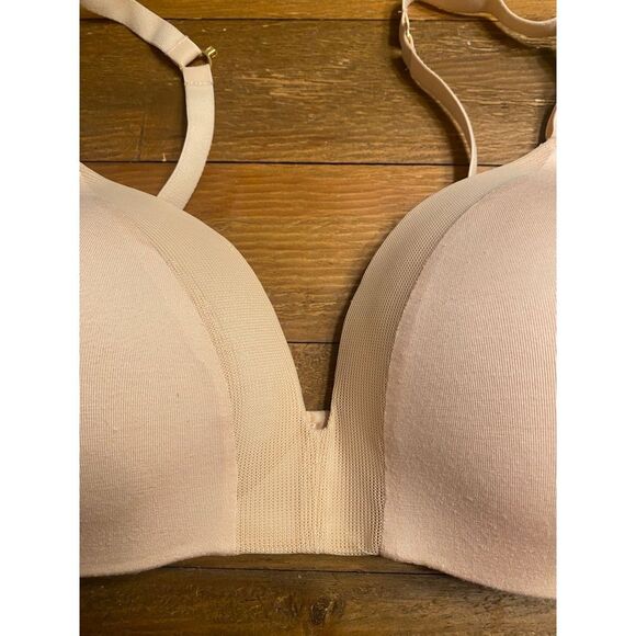 Lively 38C Bra Beige Underwire Padded Adjustable Straps Minimalist Modern Chic - Picture 2 of 5